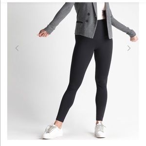 Yummie- Heather Thompson leggings- brand new